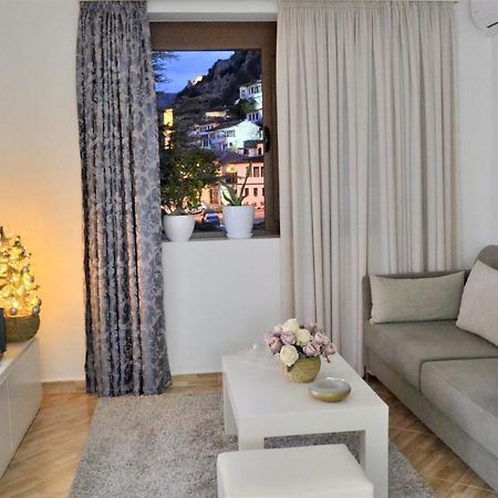 Aria Apartment 베라트 외부 사진