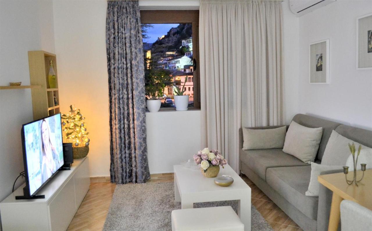 Aria Apartment 베라트 외부 사진