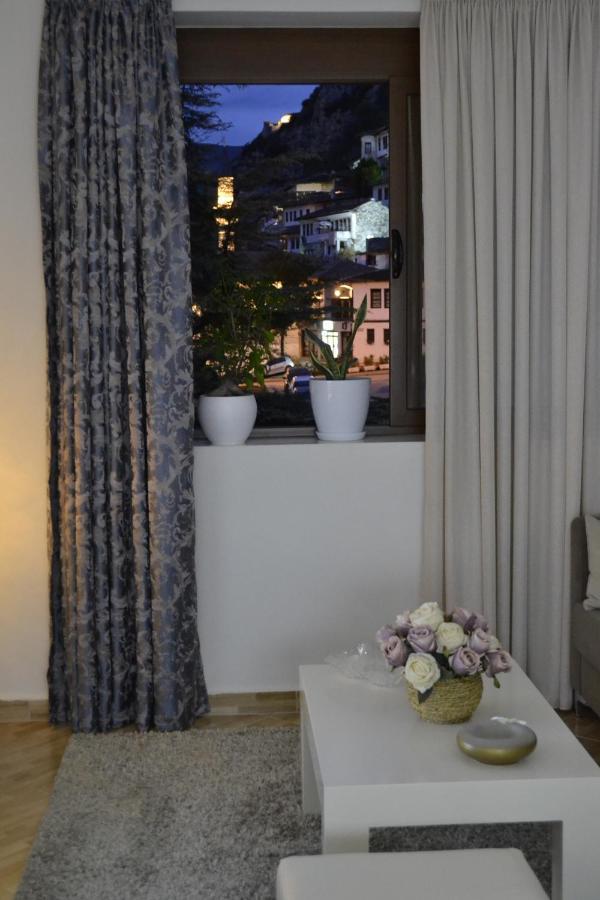 Aria Apartment 베라트 외부 사진